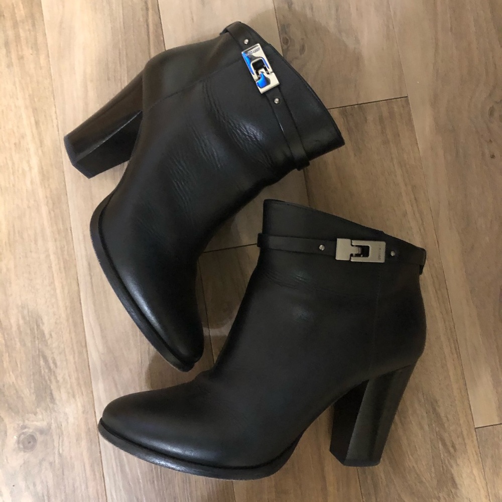 Jimmy Choo Black Leather Booties 39.5